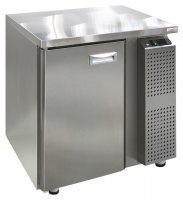 Стол холодильный Finist СХСм-600-1 (боковой холодильный агрегат), компактный 